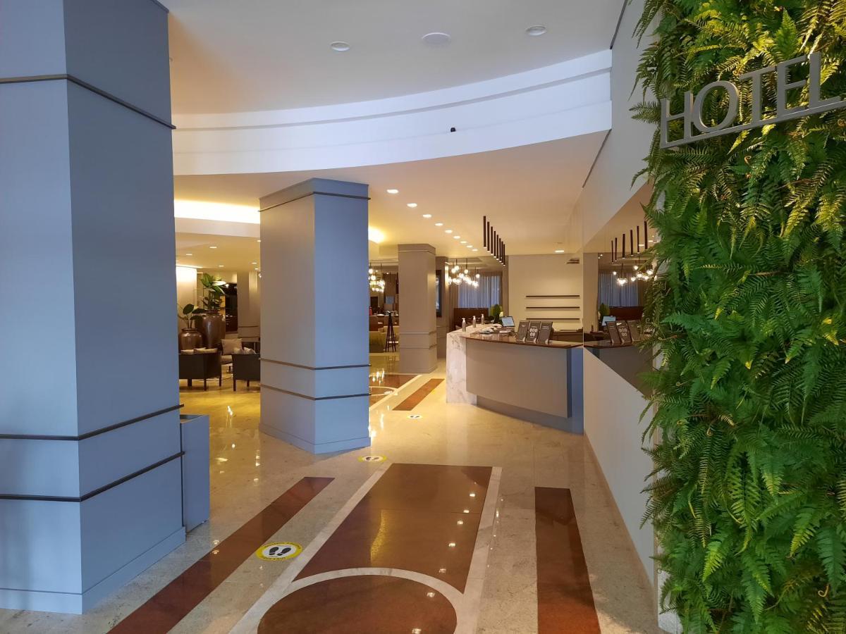 Hotel Metropole マリンガ エクステリア 写真