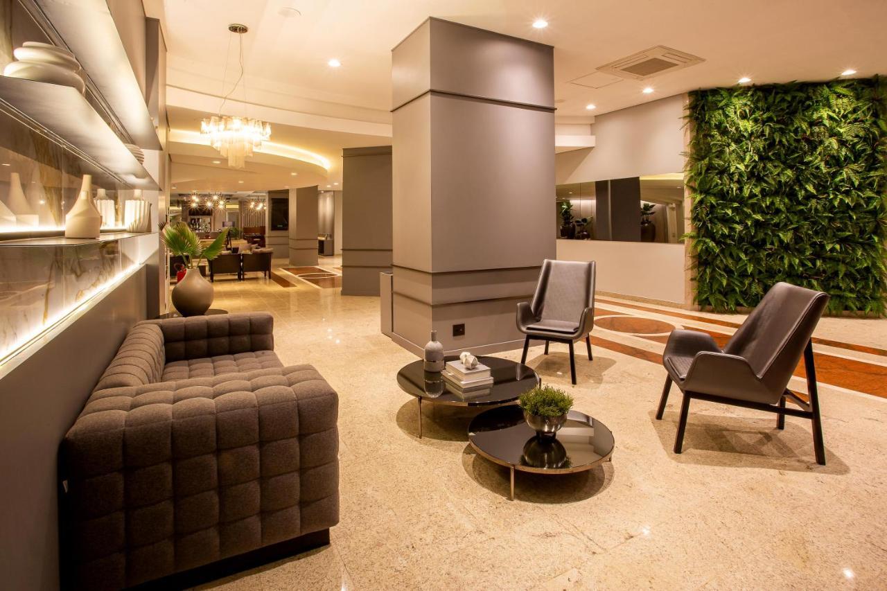 Hotel Metropole マリンガ エクステリア 写真
